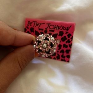 Betsey Johnson Flower Bouquet Ring